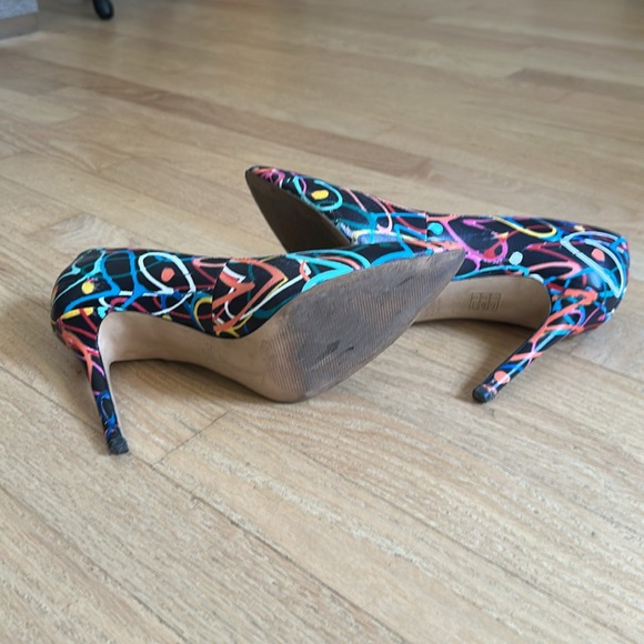 Botkier “Marci” Pump Heels - Picture 4 of 6